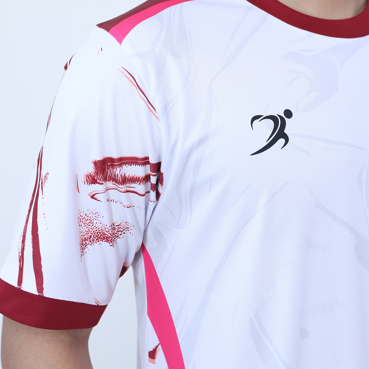 WATER - TRẮNG ĐỎ