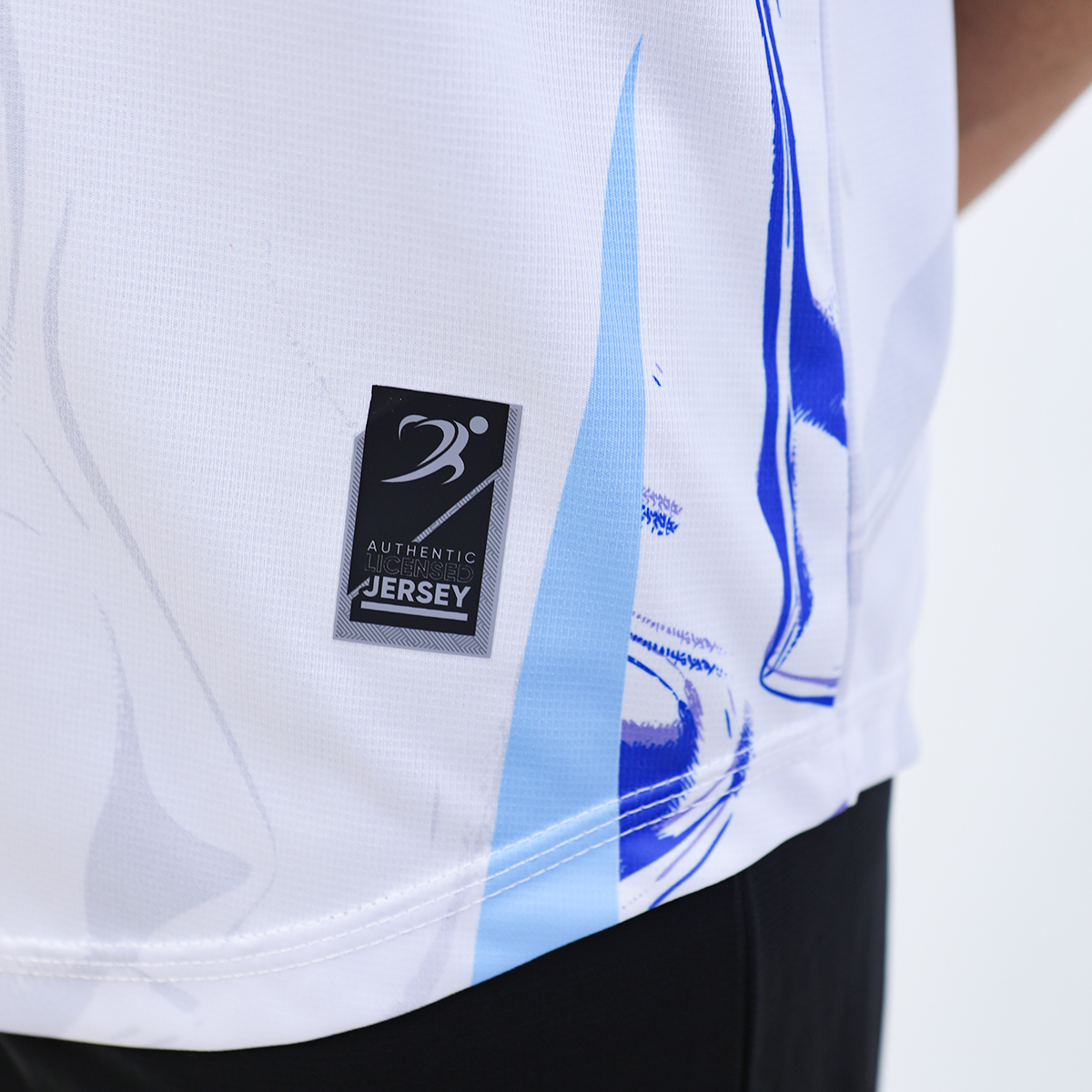 WATER - TRẮNG XANH