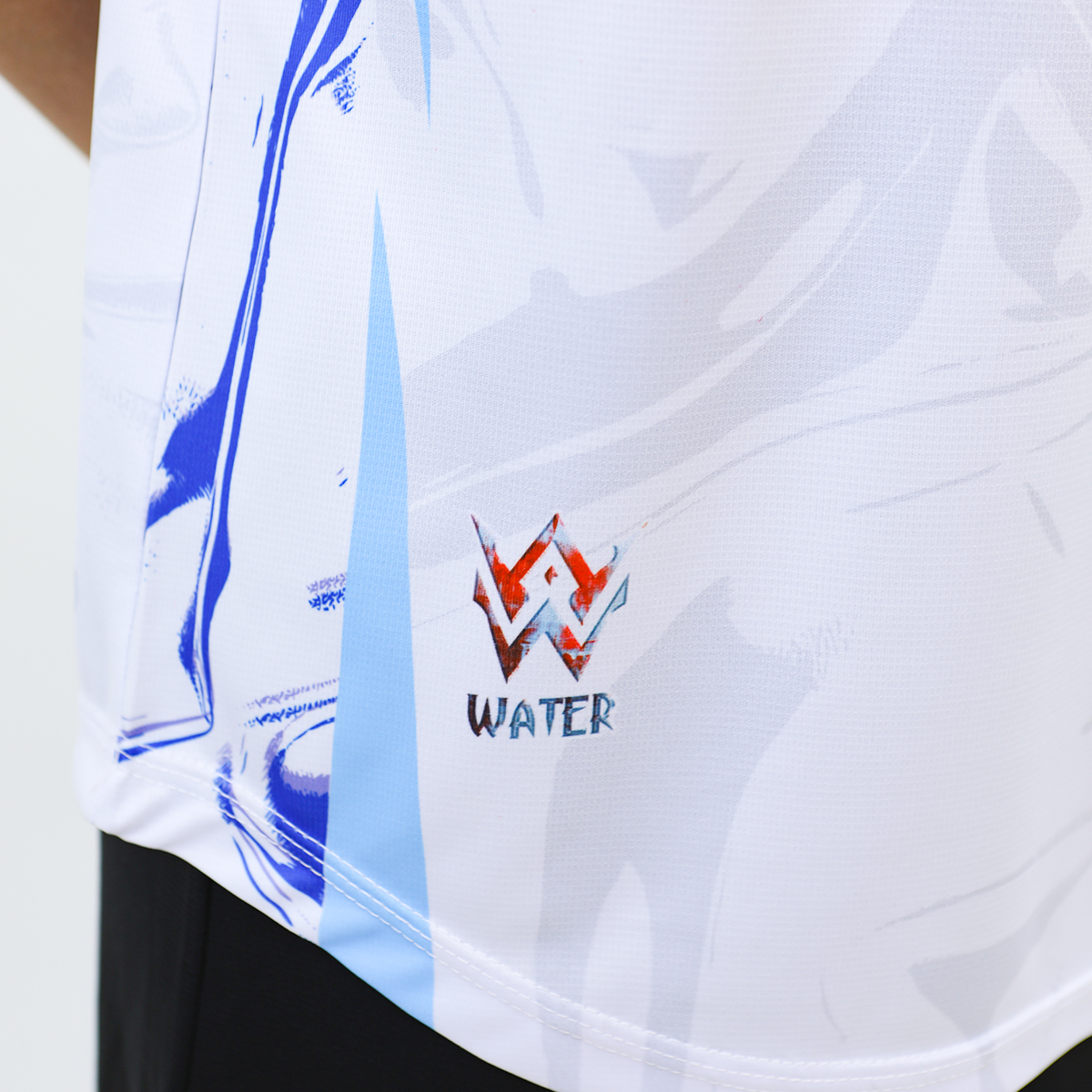 WATER - TRẮNG XANH