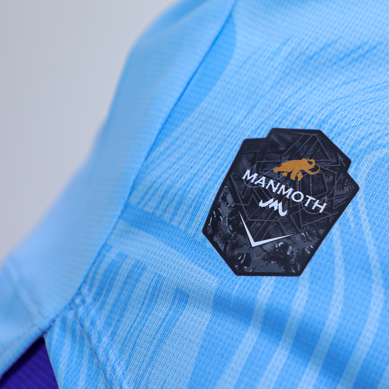 MANMOTH Collection XANH BÍCH