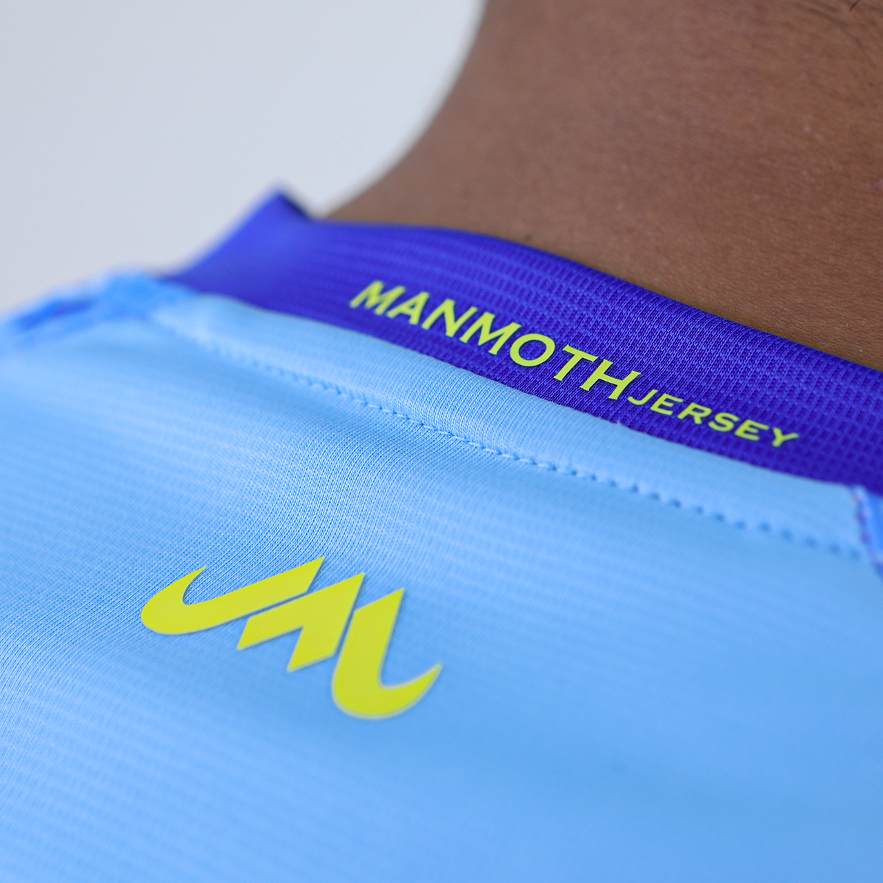MANMOTH Collection XANH BÍCH
