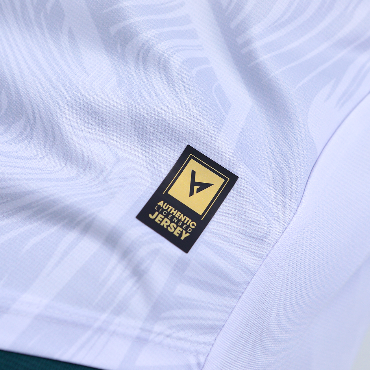 MANMOTH Collection TRẮNG